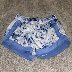 Small Tie dye. Juicy Couture Shorts